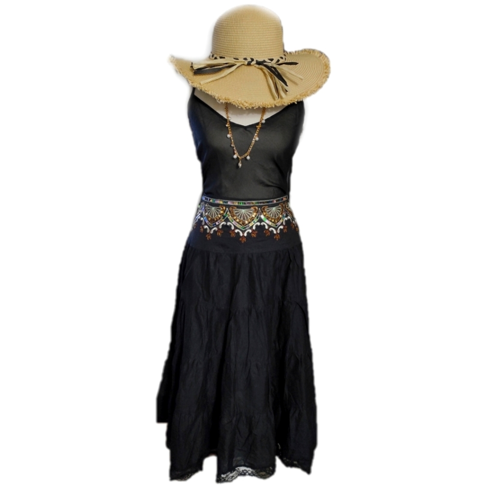 BLACK BOHO EMBROIDERED SKIRT